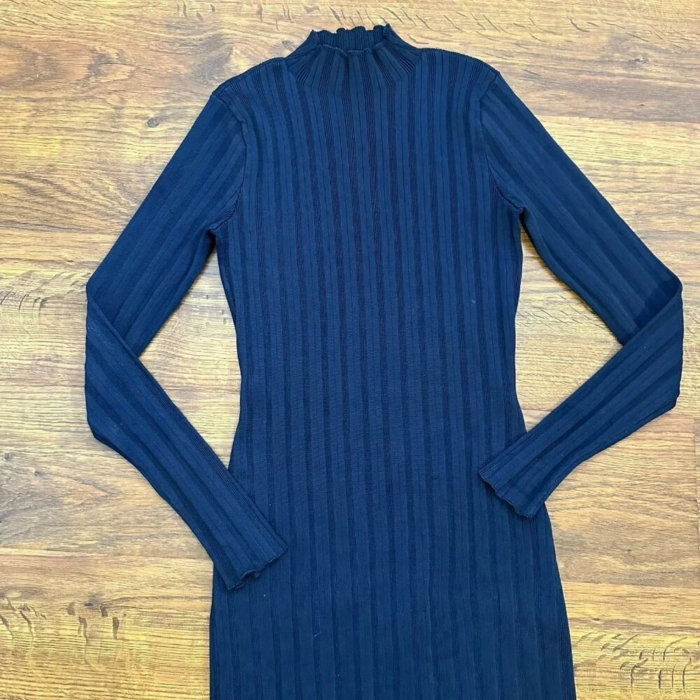 Abercrombie & Fitch glossy ribbed sweater maxi dress